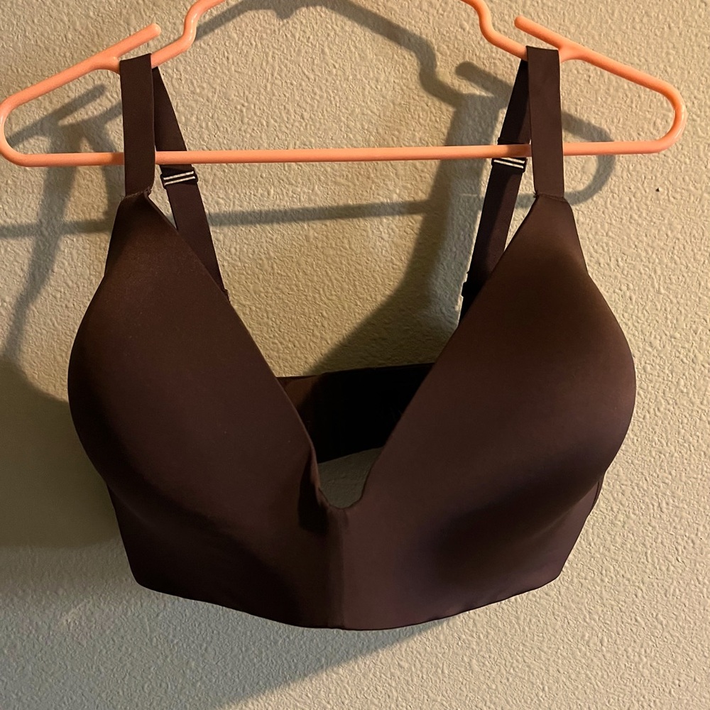 Women’s SKIN’S Bra, color is chocolate brown, Size 42 DD
